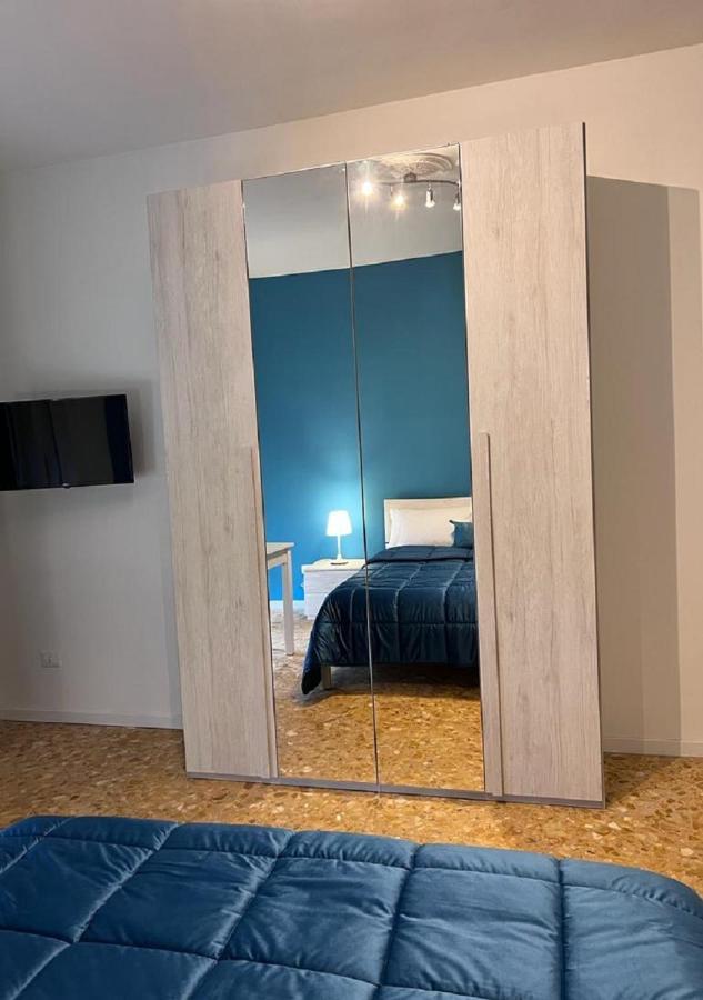 Residenze Unita D'Italia Bed & Breakfast Бари Екстериор снимка