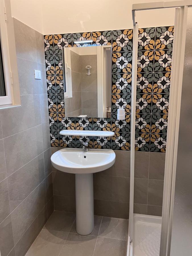 Residenze Unita D'Italia Bed & Breakfast Бари Екстериор снимка