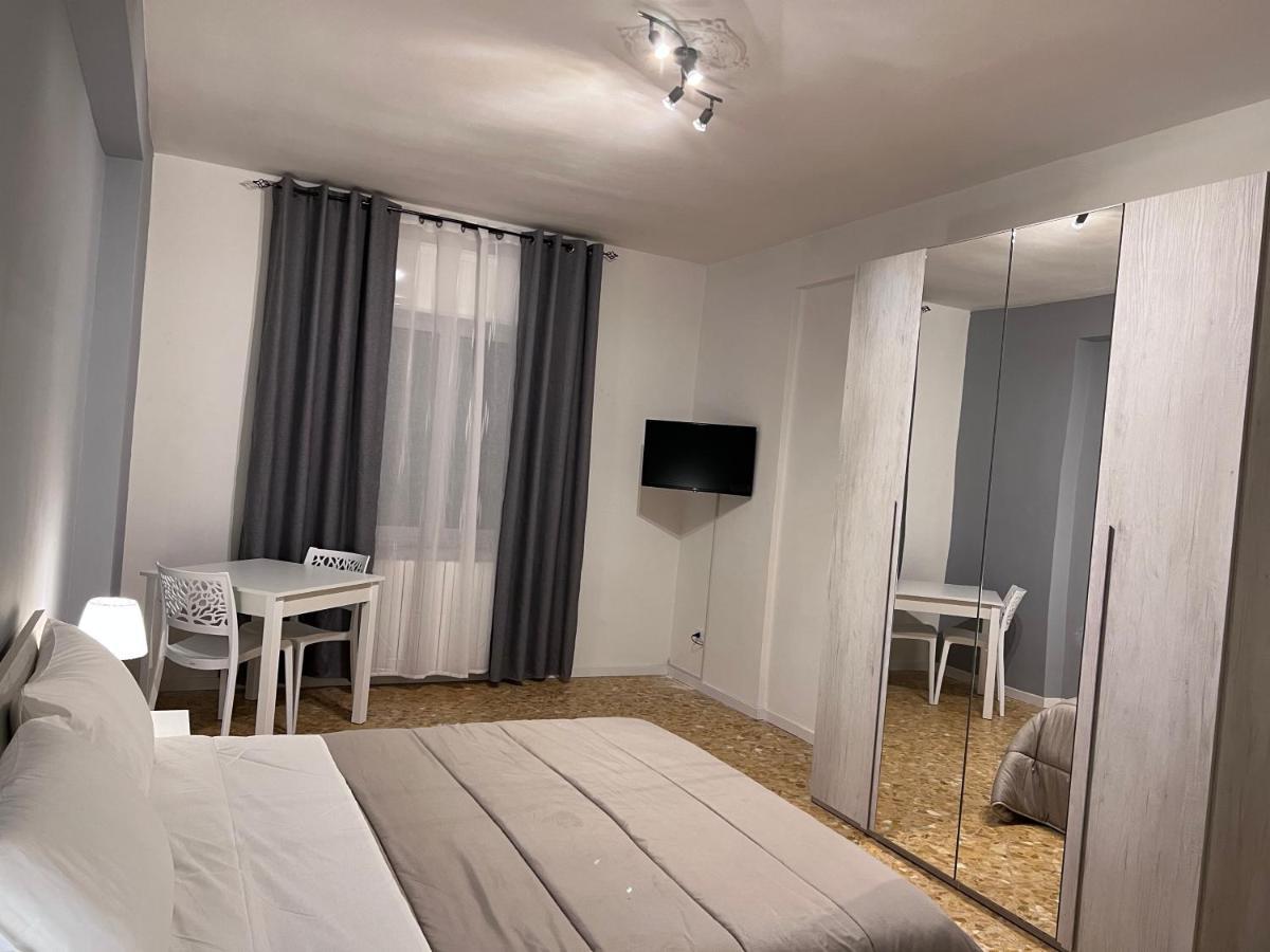 Residenze Unita D'Italia Bed & Breakfast Бари Екстериор снимка