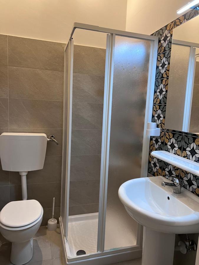 Residenze Unita D'Italia Bed & Breakfast Бари Екстериор снимка